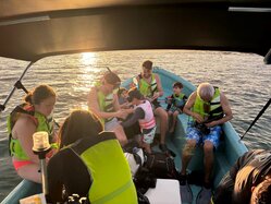 Tour de Snorkeling en Lancha para hasta 9 Personas